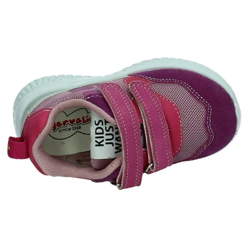 222800B DEPORTIVAS LIGERAS COLOR FUXIA