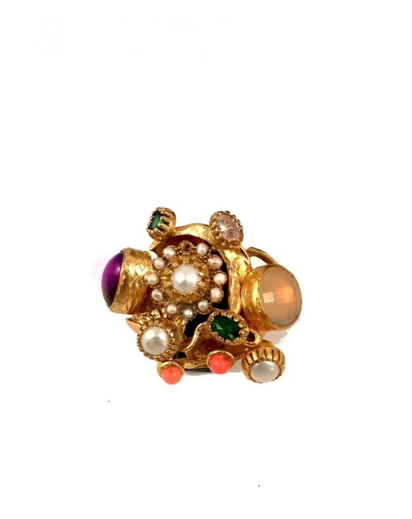 ANILLO  BARROCO PIEDRAS NATURALES BAÑADO ORO, TAMAÑO AJUSTABLE, 4,5 x 3 cm 
