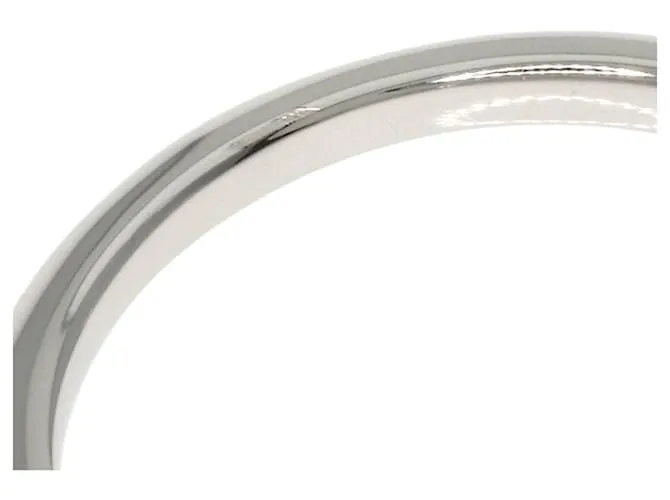 Anillo de diamante solitario de platino Tiffany & Co. 