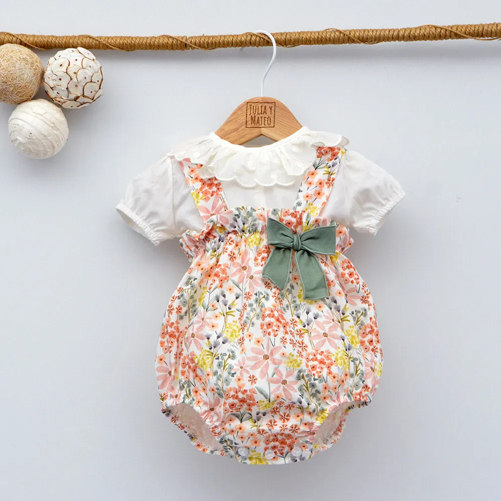 Body bebé Abril camisa con bodoques manga corta