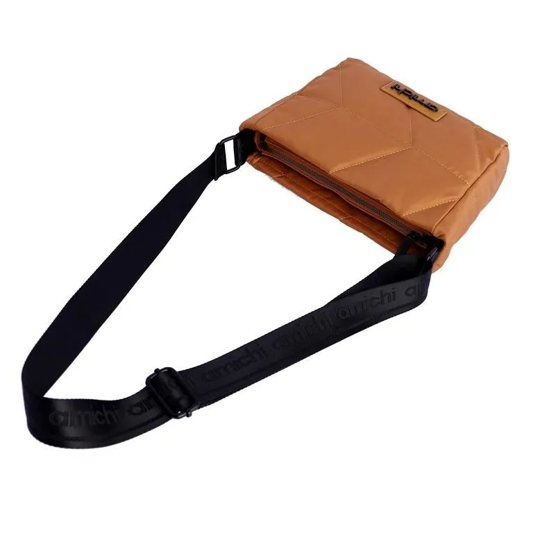 Bolso bandolera AMICHI acolchado color camel