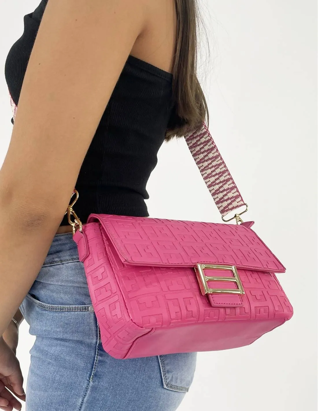 Bolso fucsia