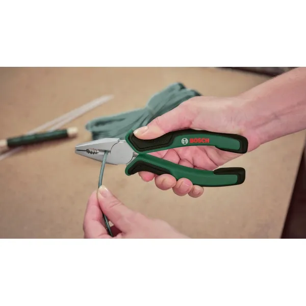 BOSCH  1600A02BY7  KIT DE HERRAMIENTAS DE MANOMIXTO, 52 PIEZAS