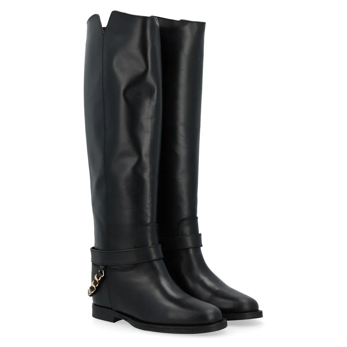 Bota  cuero negro con cadena