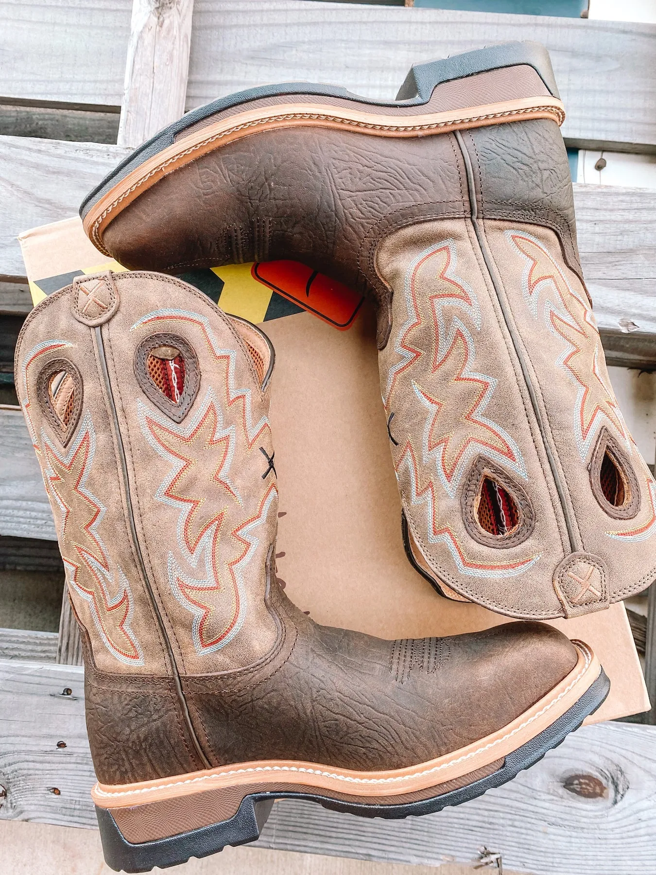 BOTAS DE TRABAJO ESTILO WESTERN TWISTED X LITE PARA HOMBRE