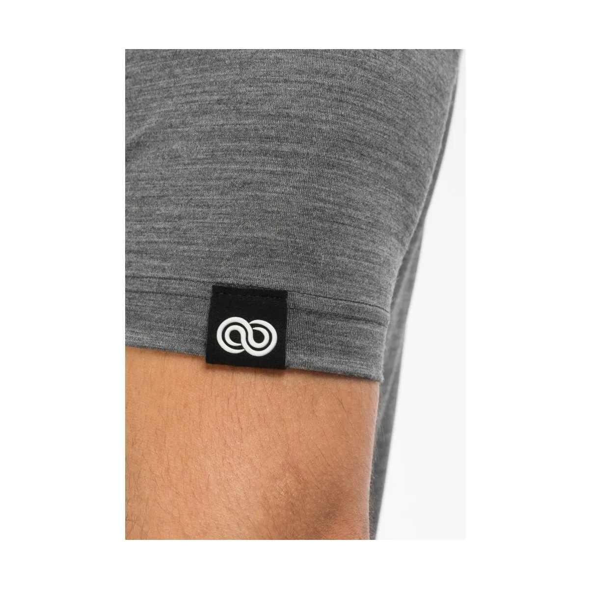 CAMISETA TRICK CHARCOAL HOMBRE  GRIS