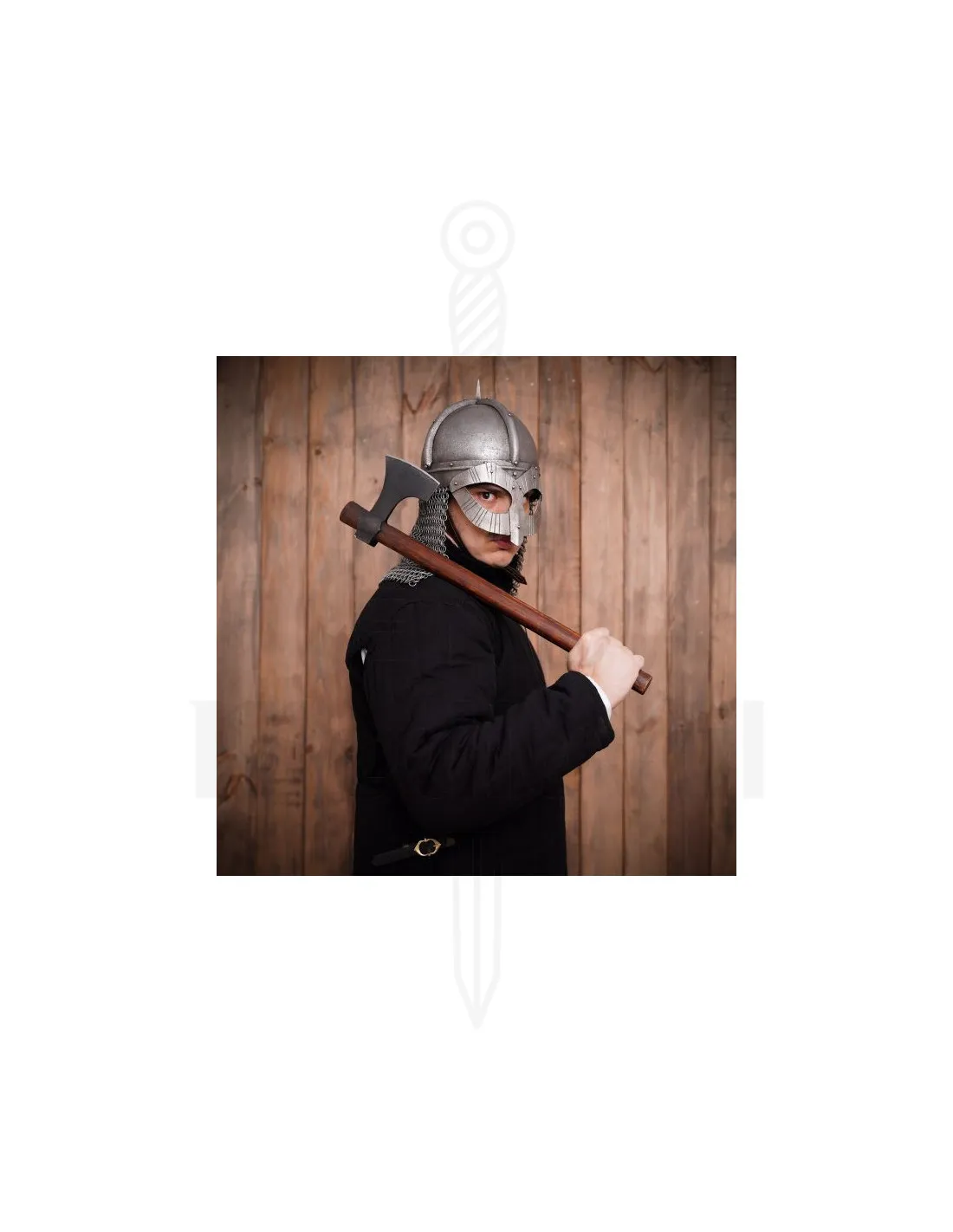 Casco vikingo modelo Gjermundbu, con forro de cuero