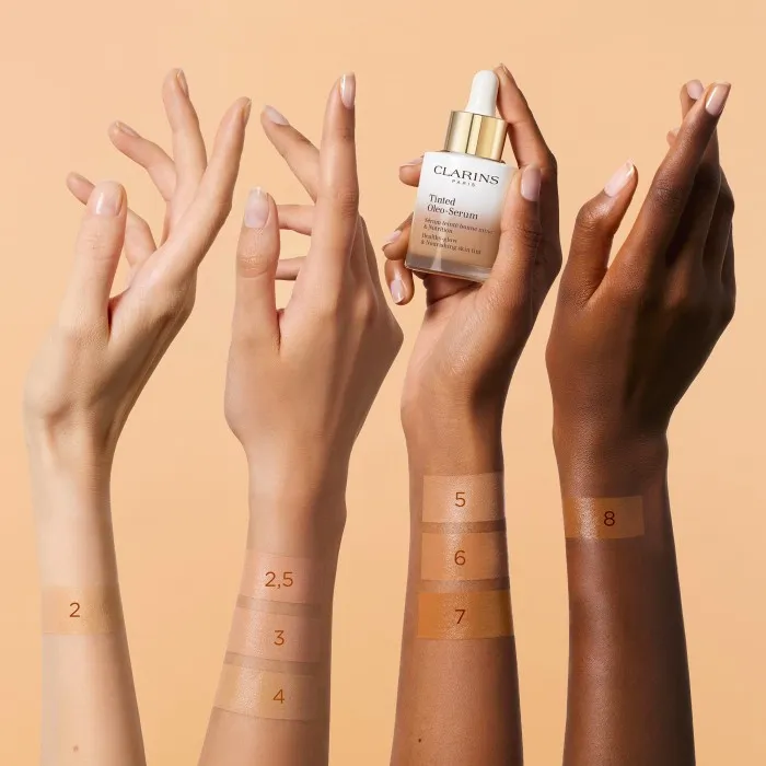 CLARINS TINTED OLEOSERUM  SéRUM CON COLOR BUENA CARA Y NUTRICIóN EN   TEINTE 04