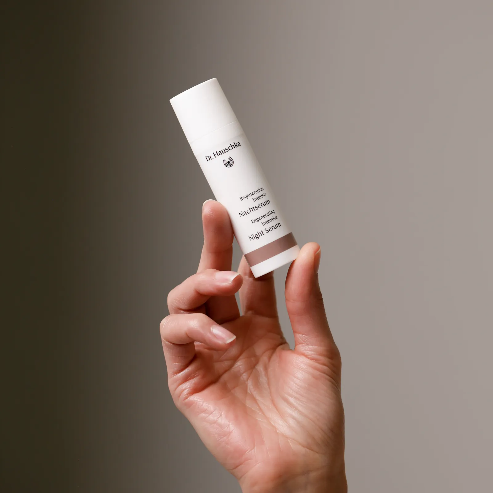DR. HAUSCHKA SéRUM DE NOCHE  REGENERADOR INTENSIVO