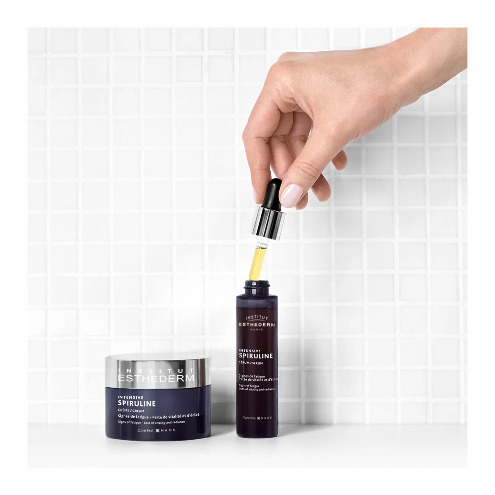 ESTHEDERM Sérum intensivo espirulina