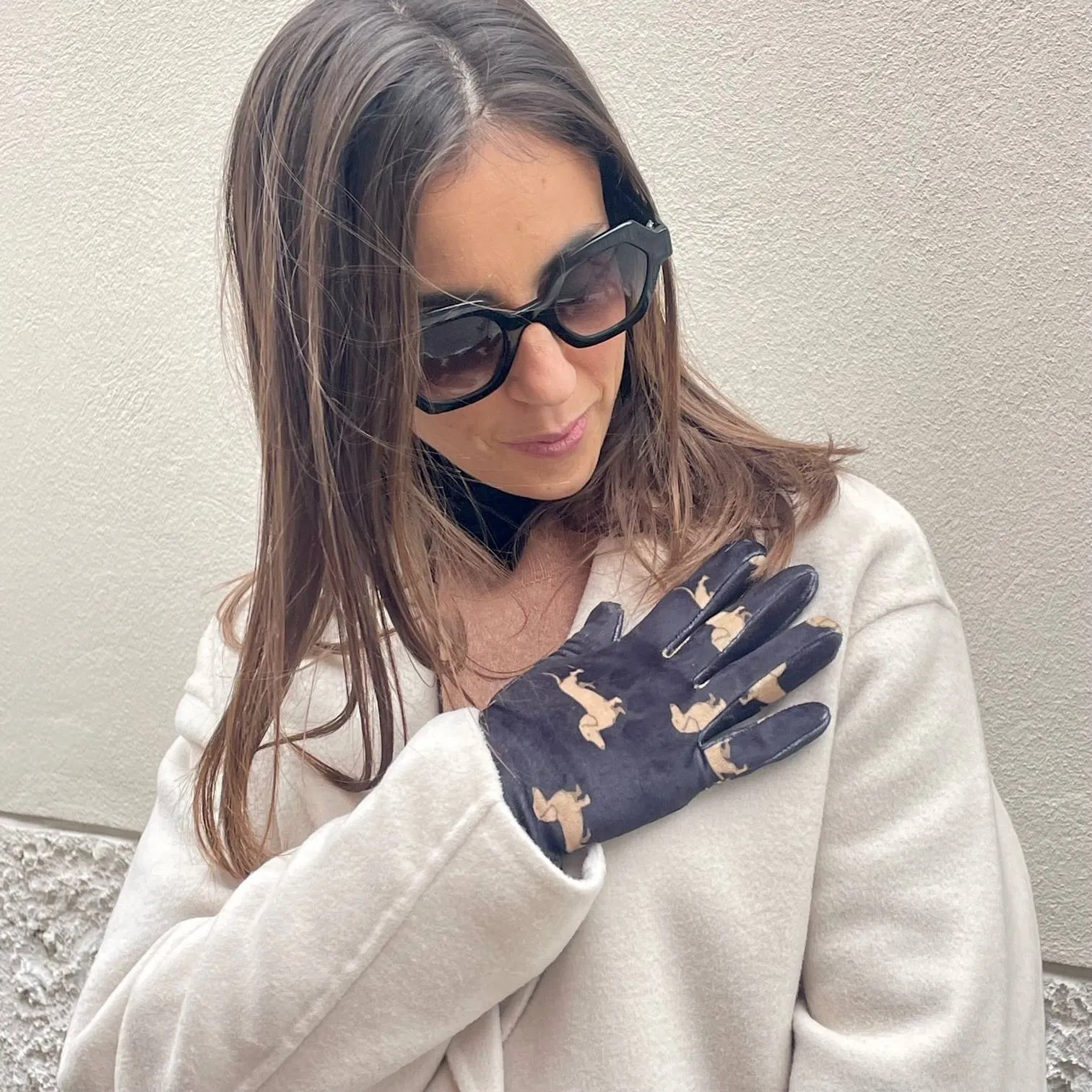 Guantes elásticos estampado perritos