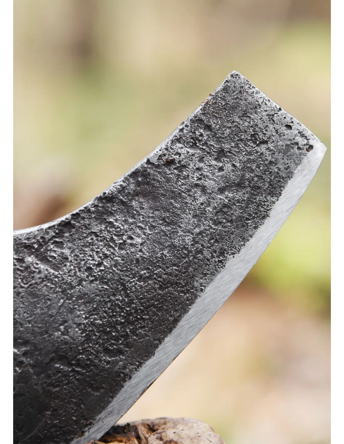 Hacha Vikinga con acero forjado a mano, tipo C (60 cm.)