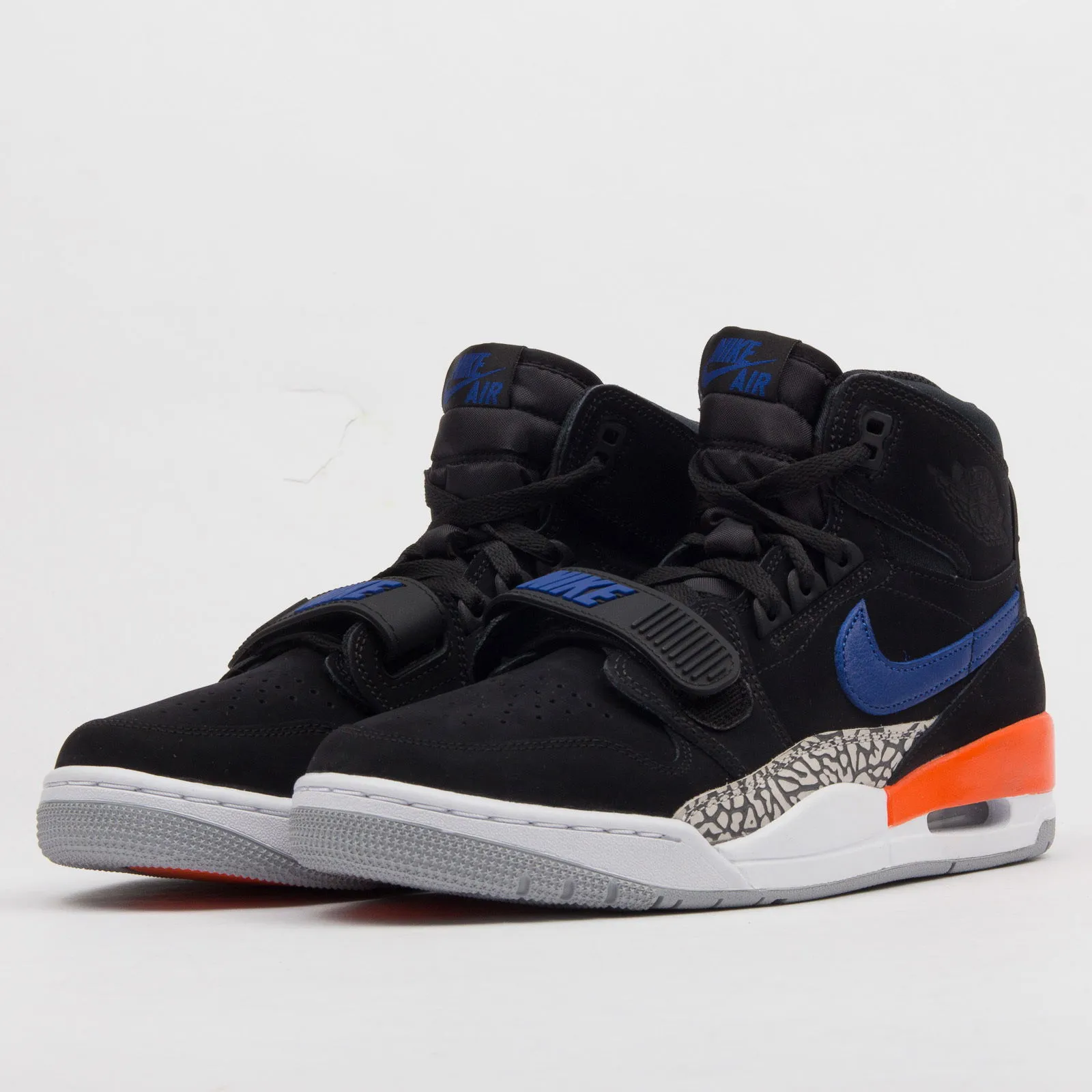Jordan Jordan Legacy 312 "Knicks"