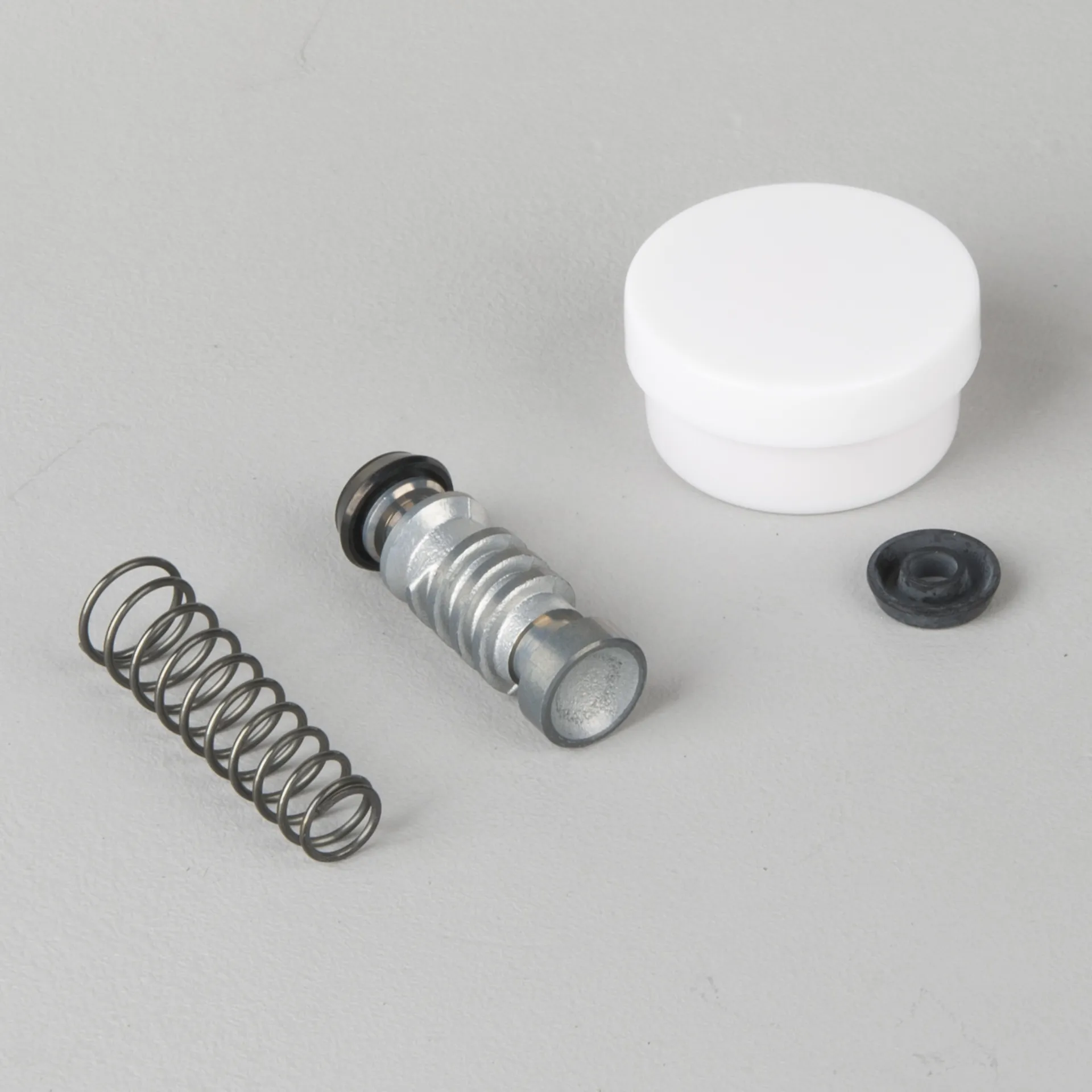 Juego de Reparación de Cilindro de Freno Trasero Tourmax