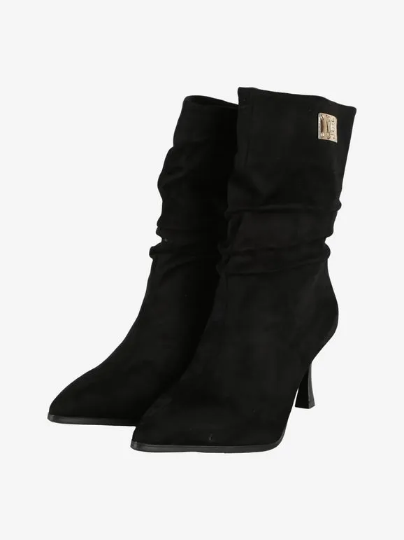 Laura Biagiotti Botines de mujer en punta en ante