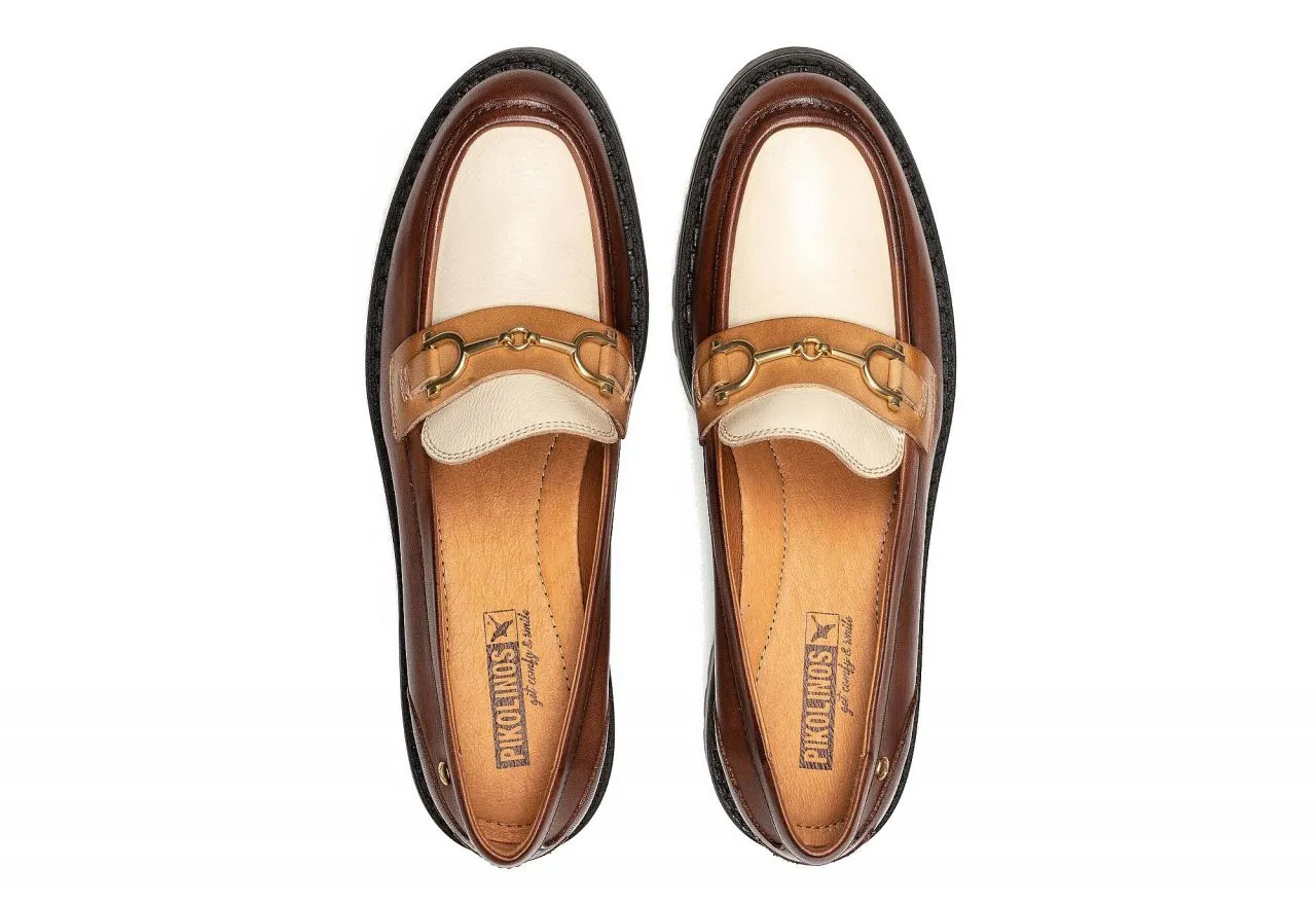 Mocasin Piel Cuero Pala Beige Banda Estribo Metal Oro