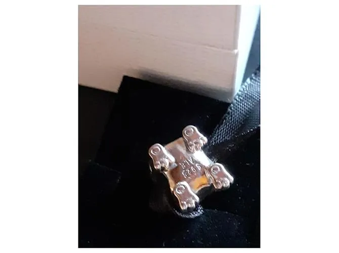 Otras joyas Pandora winiper Gris 