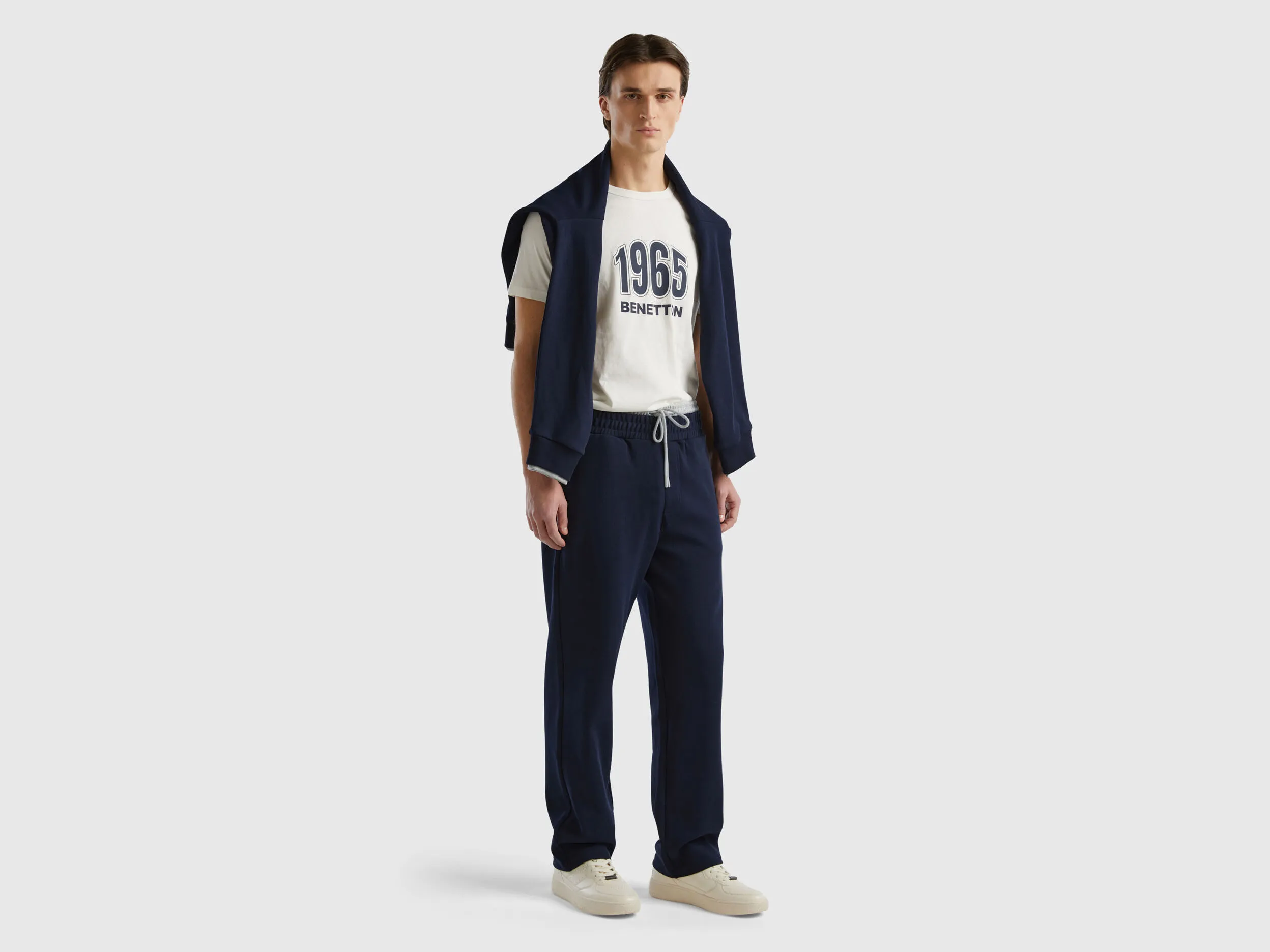 Pantalón deportivo de felpa con cordón