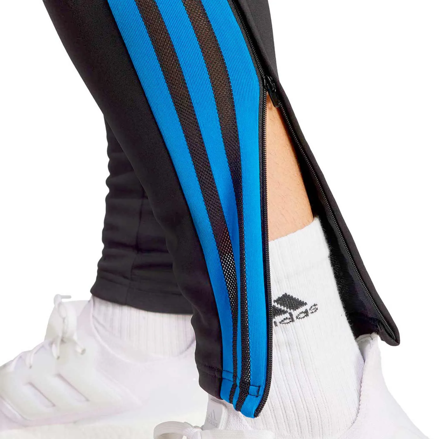 Pantalón adidas United entrenamiento