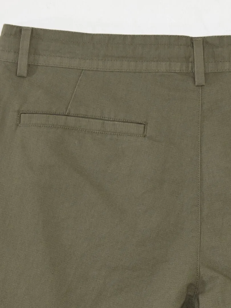 PANTALóN CHINO RECTO  VERDE