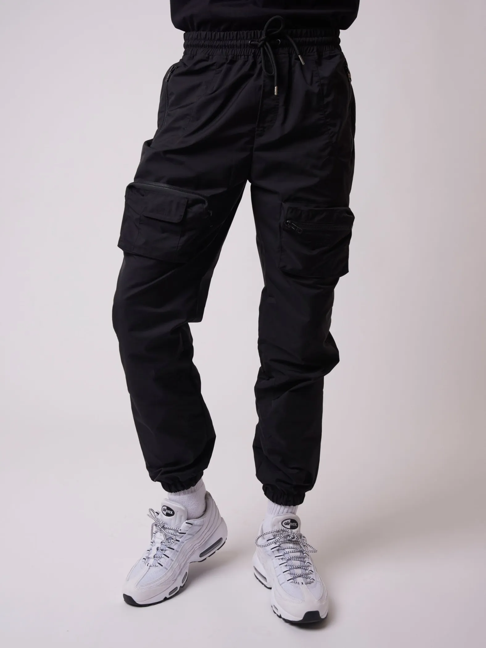Pantalón de chándal multibolsillos