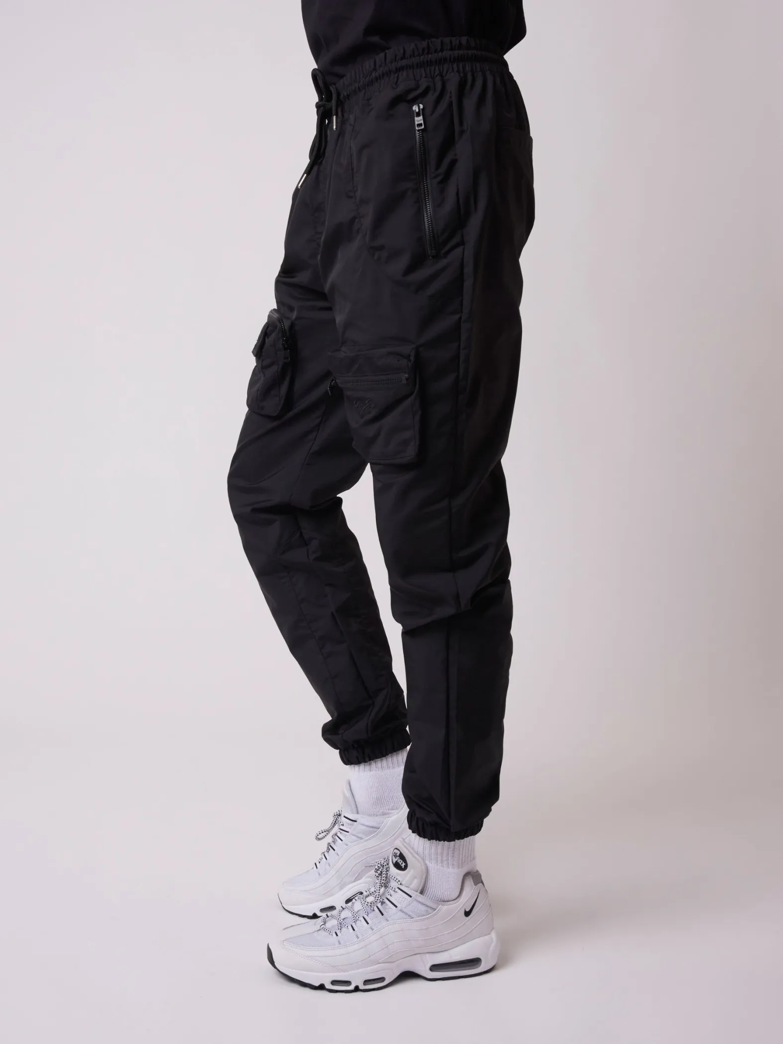 Pantalón de chándal multibolsillos