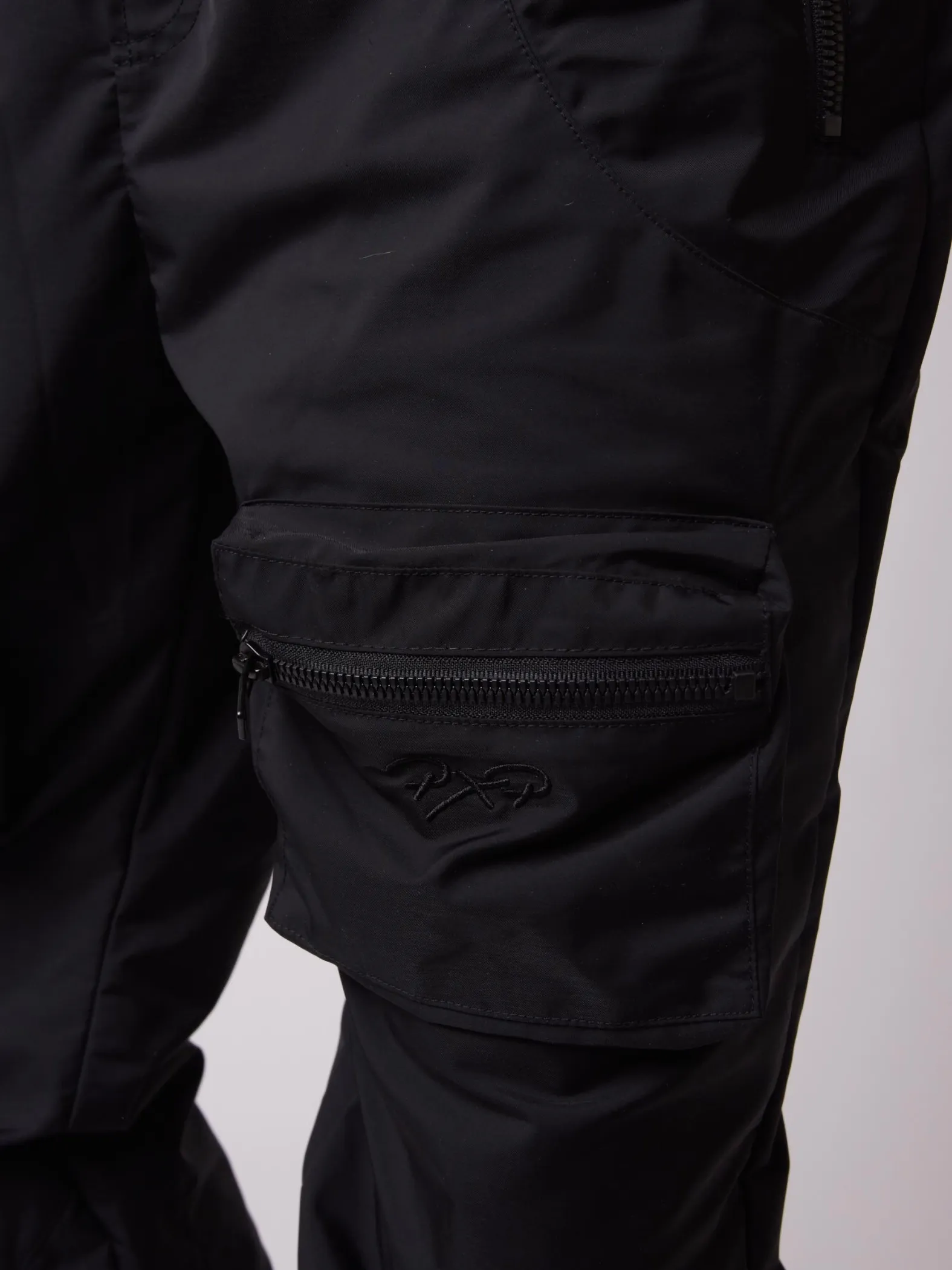 Pantalón de chándal multibolsillos