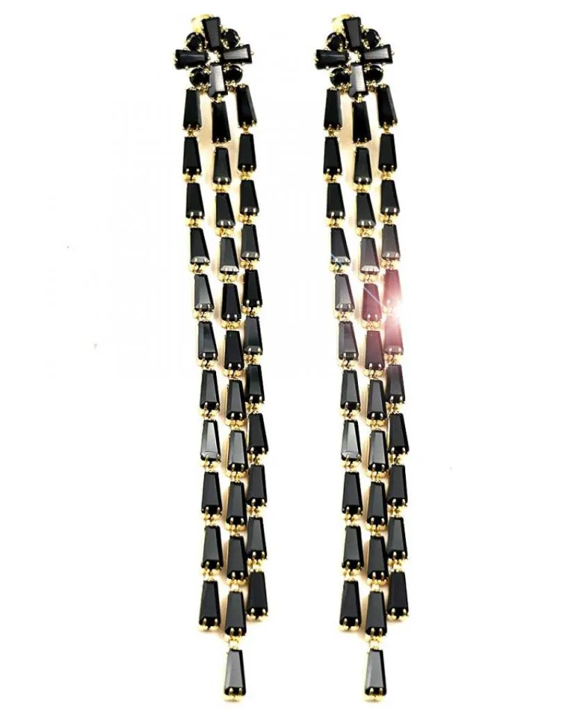 PENDIENTES LARGOS NEGROS SOFISTICADOS ESPECIAL RECOGIDOS