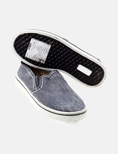 Pieces Zapatilla azul desgastado gomas