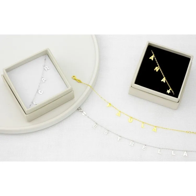 Pulseras de letras y simbolos colgados plata de ley bañado en oro