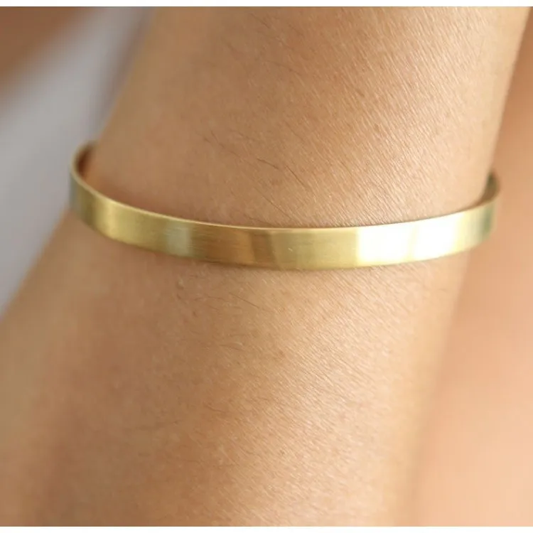 Pulseras para grabar de metal bañada en oro 18 k.