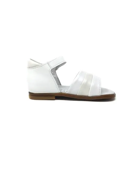 sandalia blanca combinada