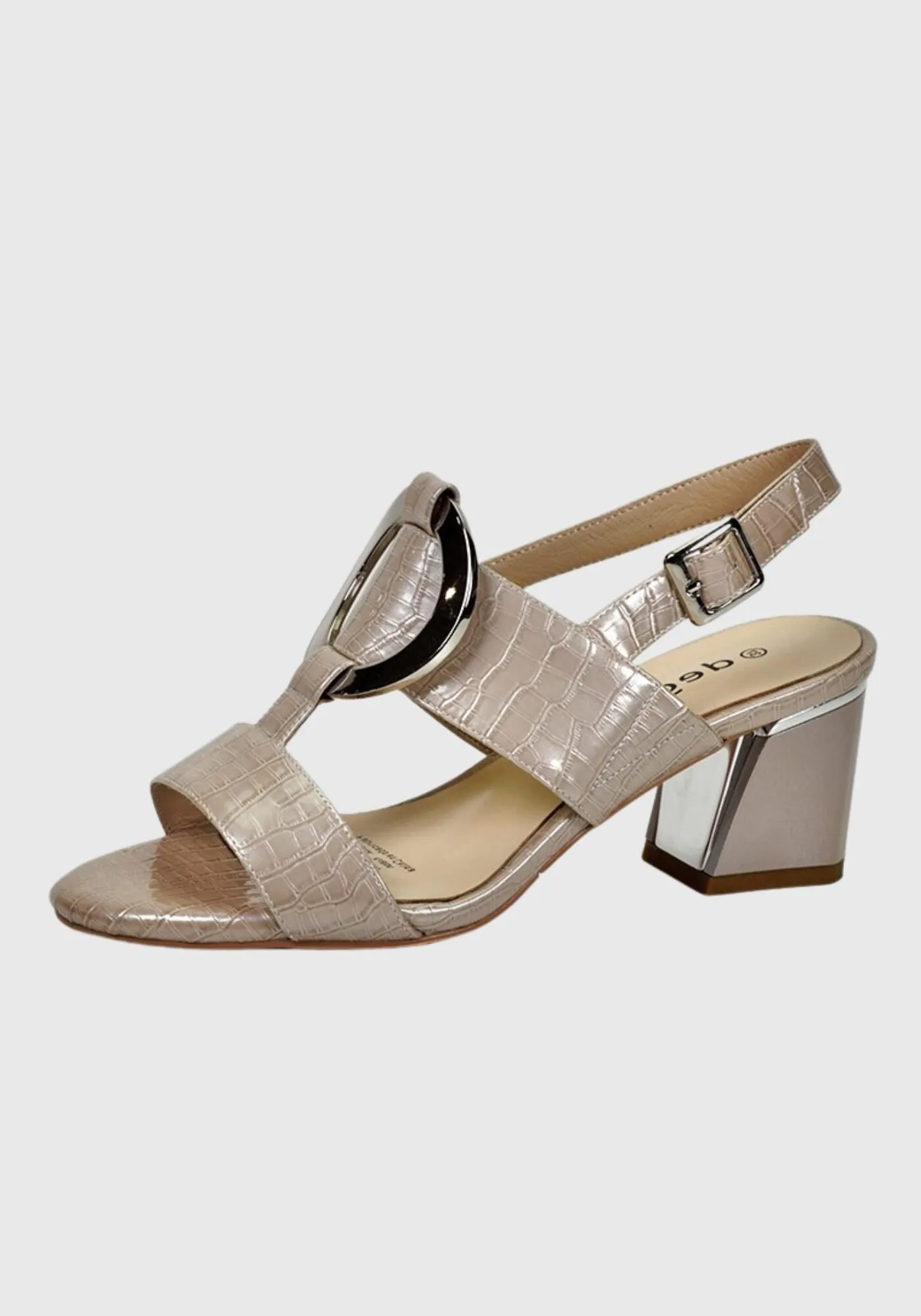 Sandalia Cuero Lucia Beige