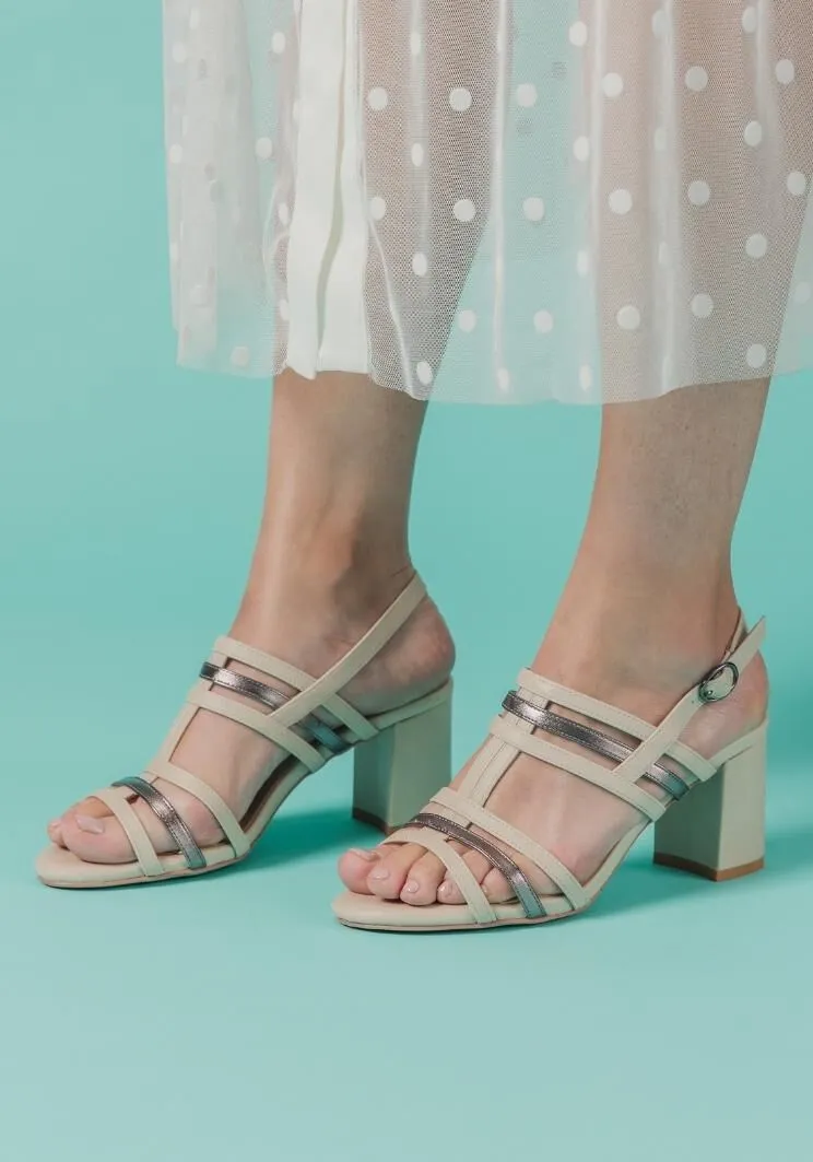 Sandalia Cuero Manuela Beige