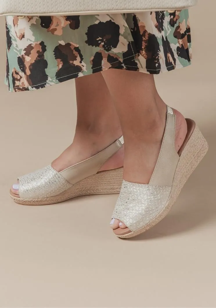 Sandalia Cuero Susanne Beige