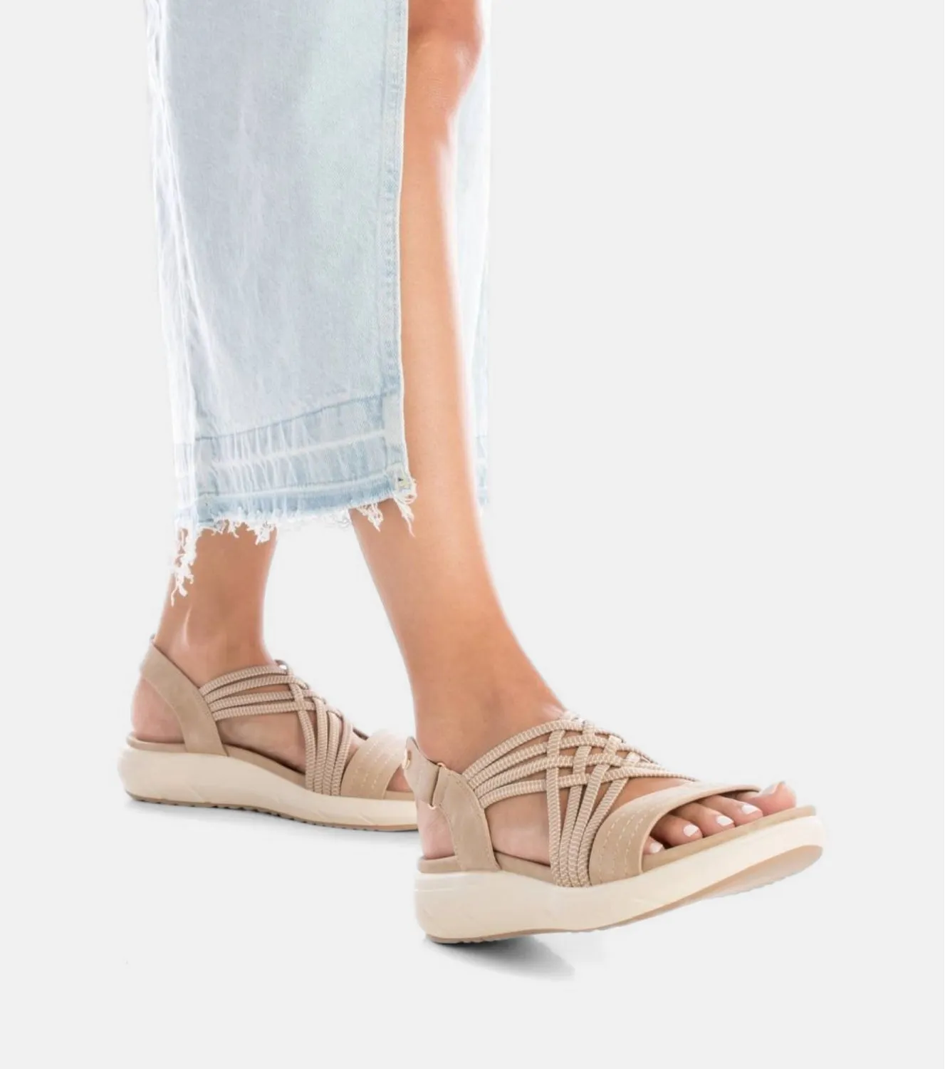 Sandalia XTI 142712 Beige