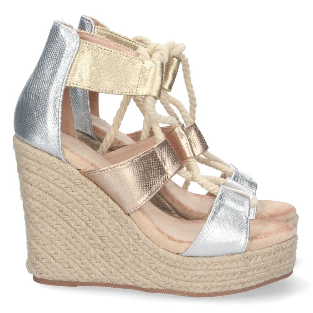 Sandalias de cuña, alpargatas de cuña, sandalias esparteras, sandalias tendencia verano 2023, consig