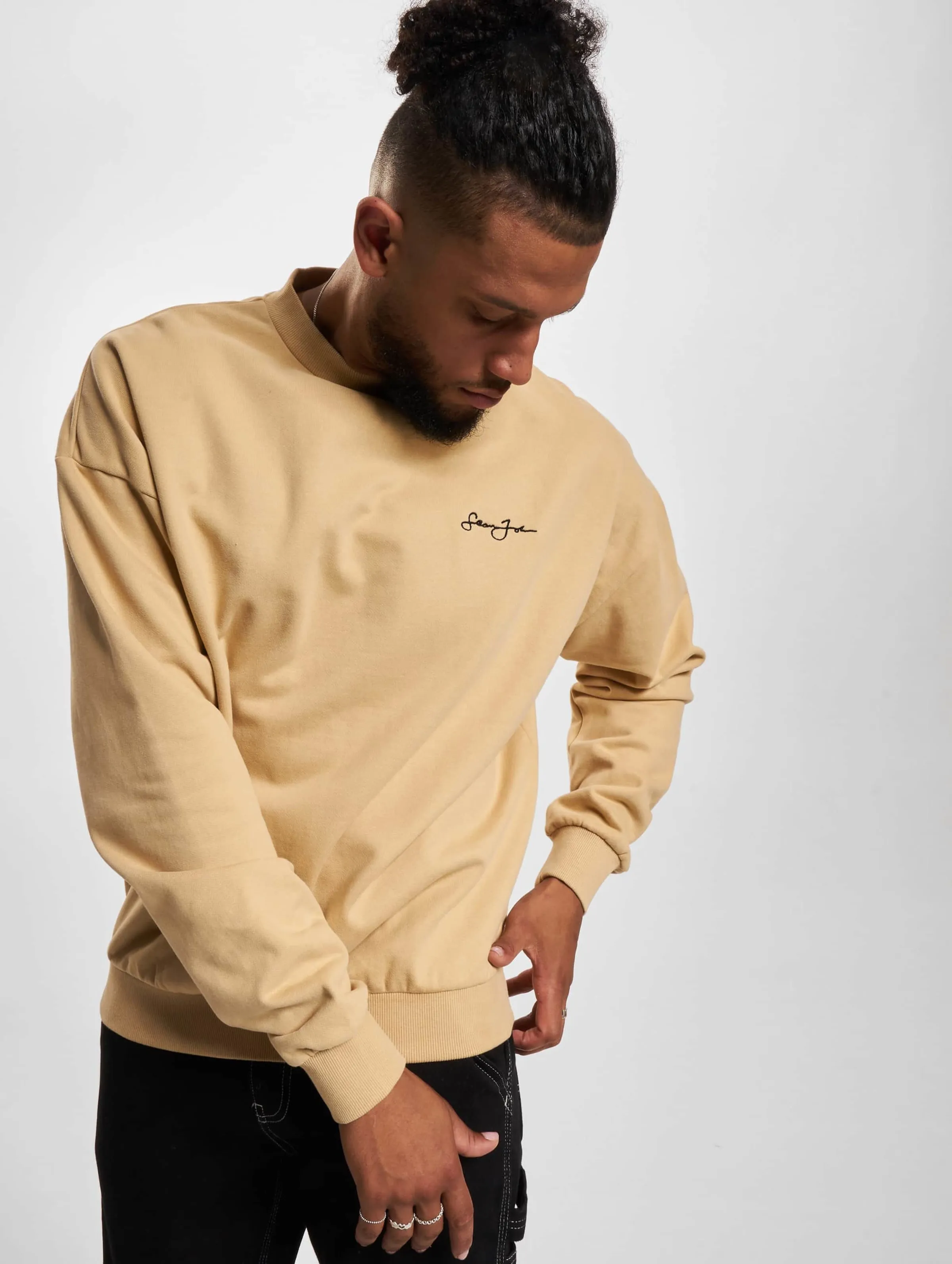 SEAN JOHN JM2330211 SJ SCRIPT LOGO RETRO BACKPRINT CREW