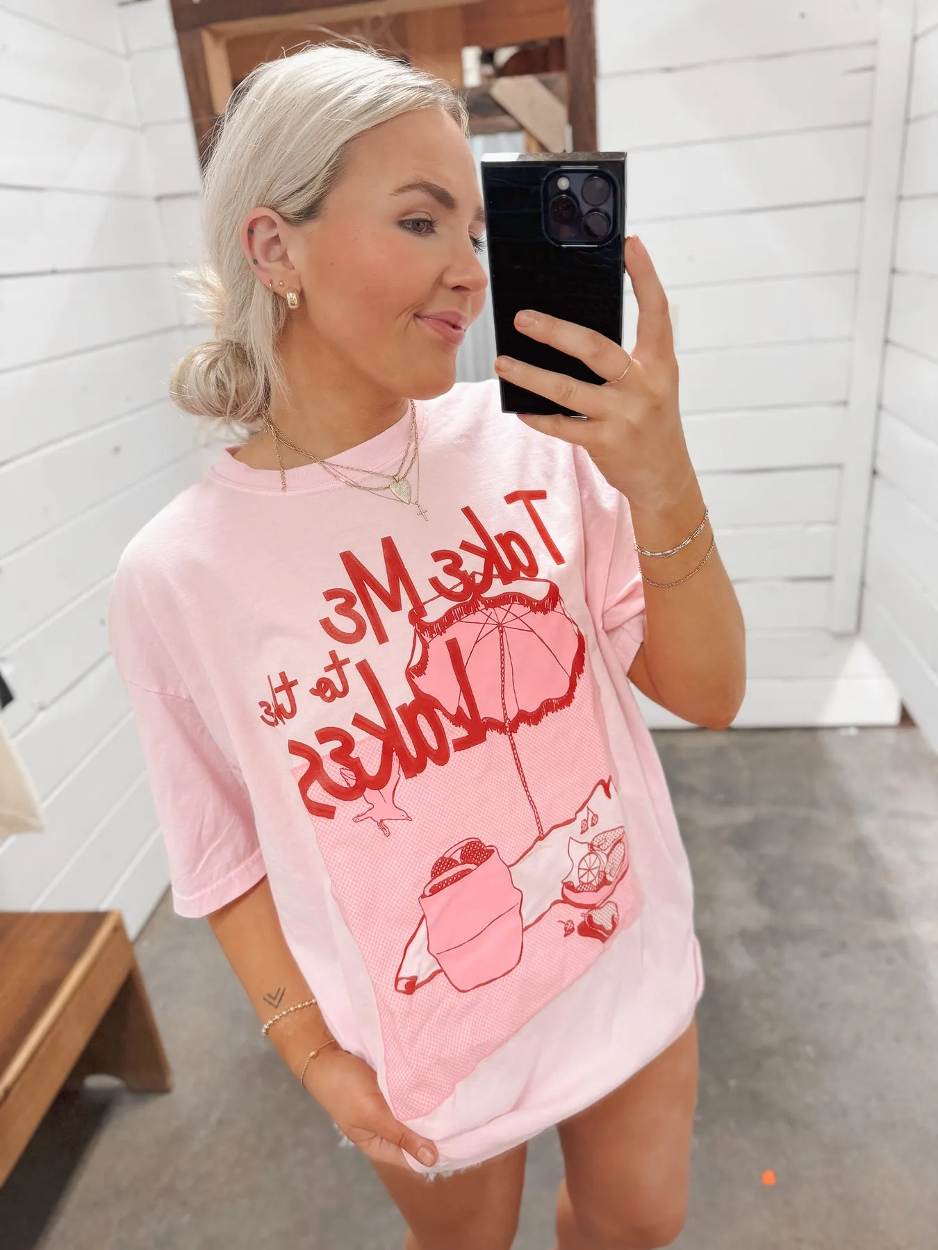 TAKE ME TO THE LAKES OVERSIZED TEE