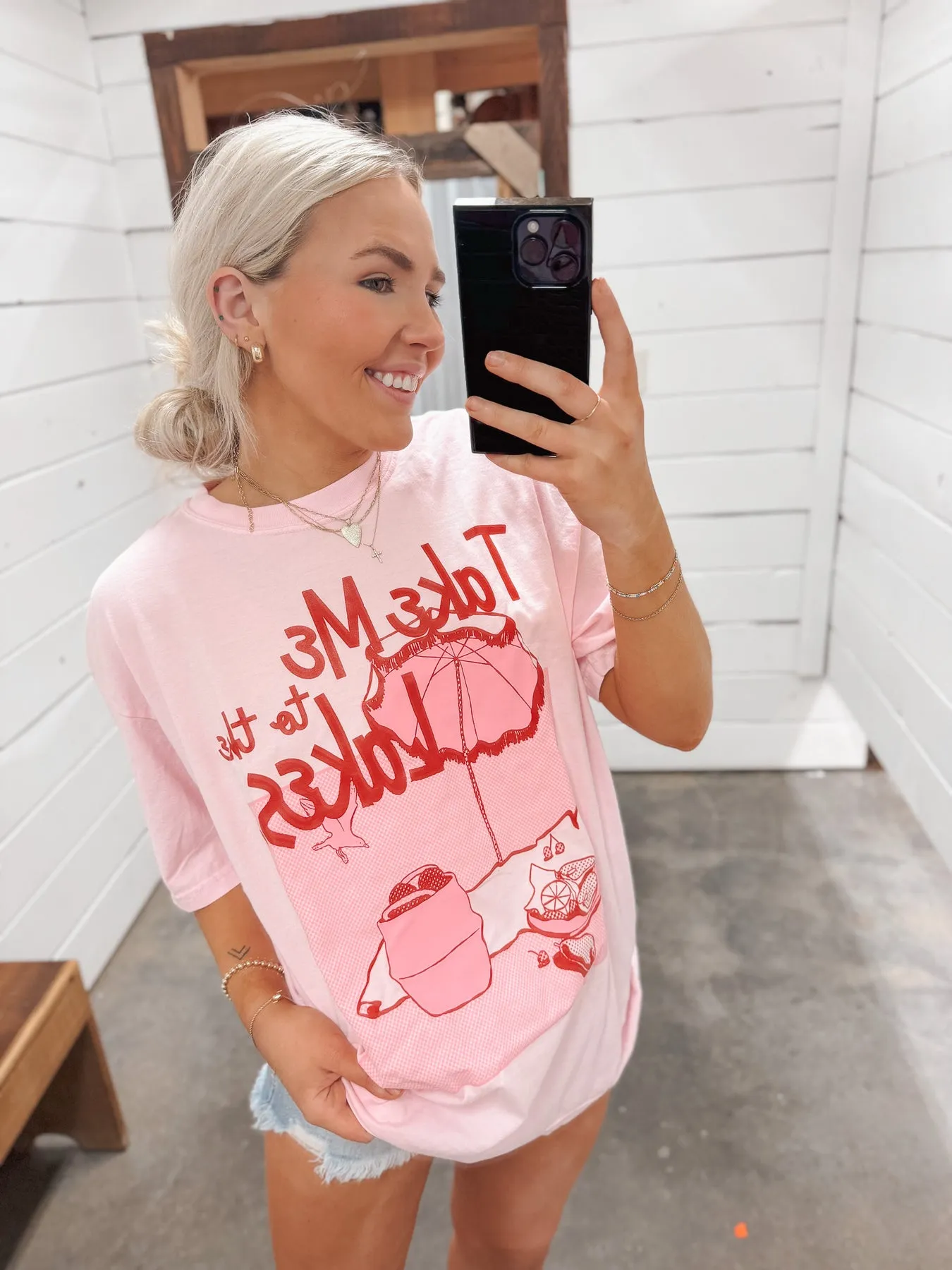 TAKE ME TO THE LAKES OVERSIZED TEE
