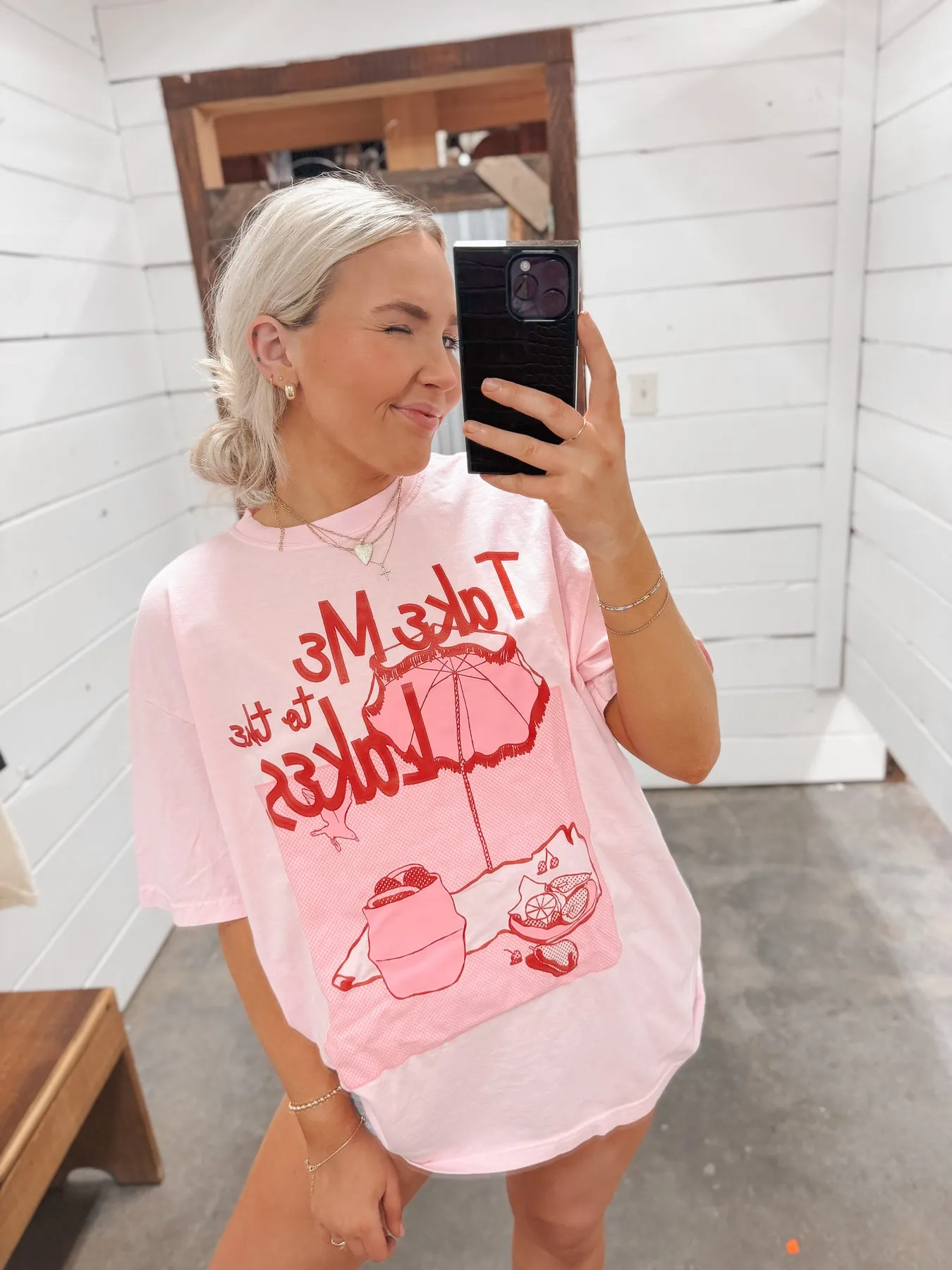 TAKE ME TO THE LAKES OVERSIZED TEE