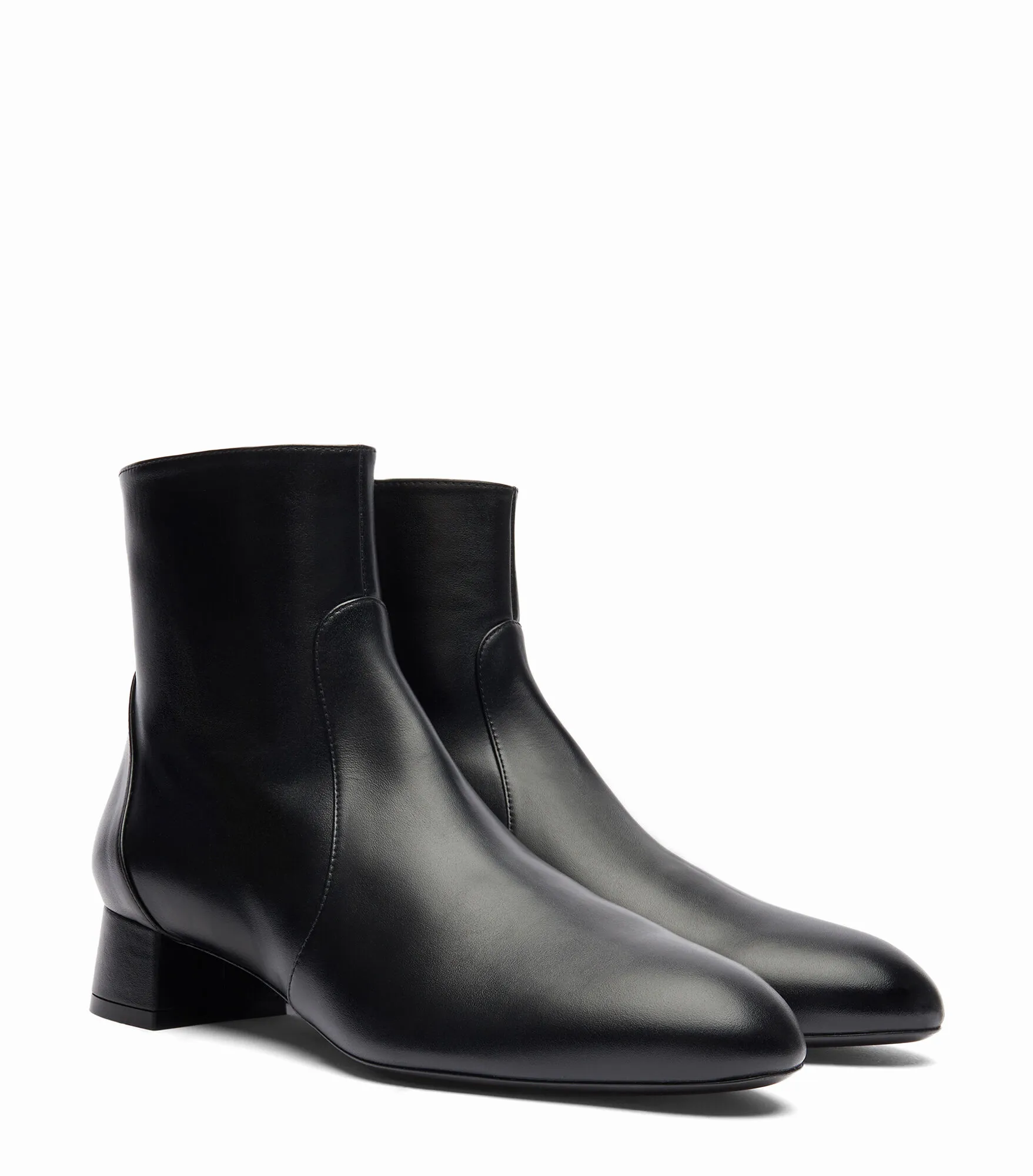 VIVIENNE 35 ZIP BOOTIE