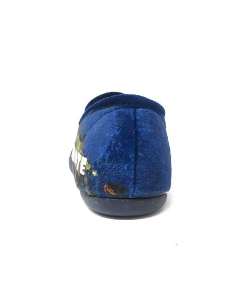 zapatilla de casa cerrada azul