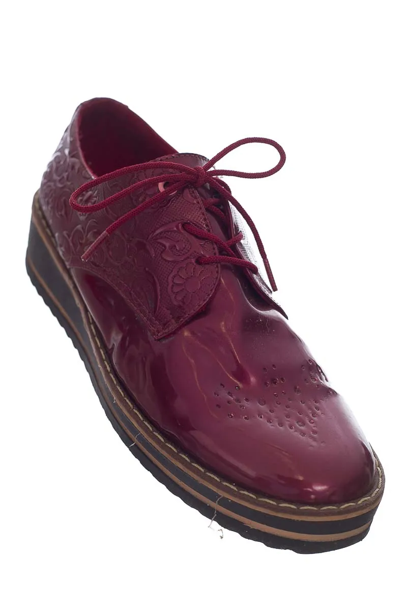ZAPATOS COLOR VINOTINTO  VIOLETA